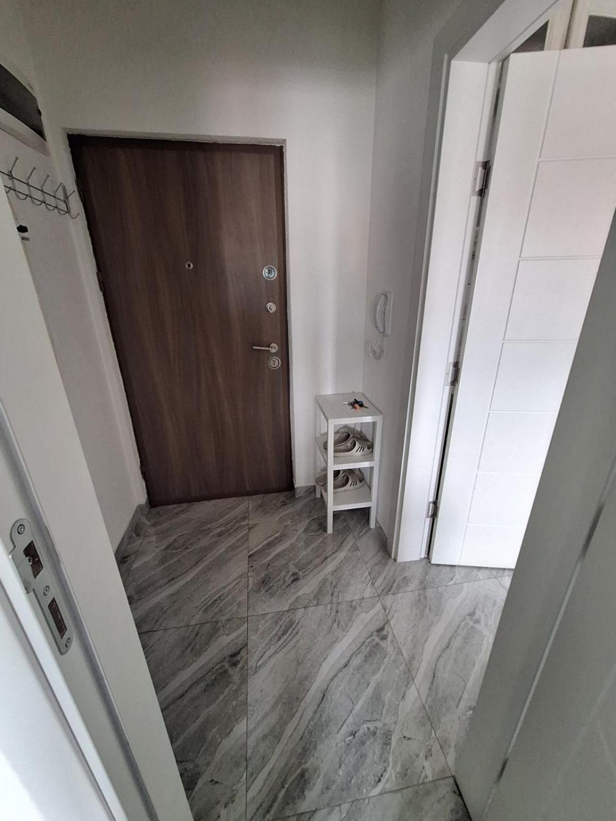 Apartman Lilly Modrica Εξωτερικό φωτογραφία